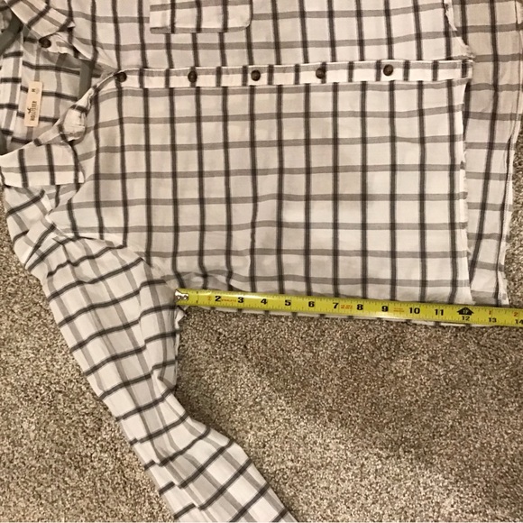 Hollister Shirt- size M - Picture 4 of 6